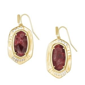 Krendra Scott Anna Drop Earrings